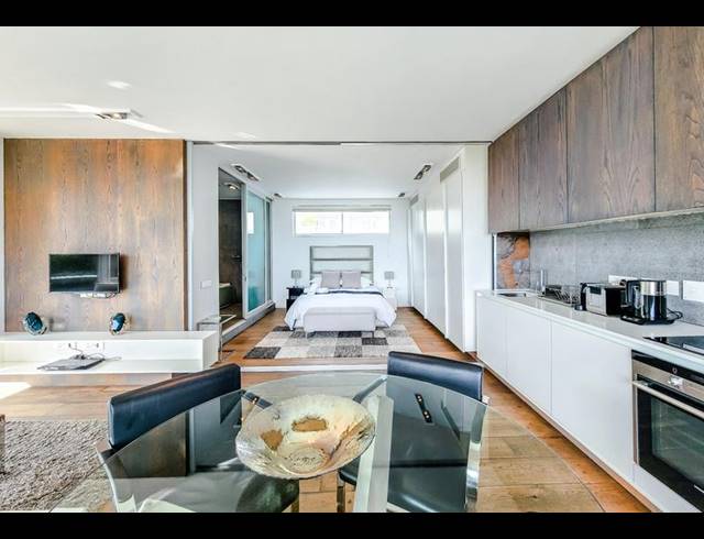 6 BEDROOM HOUSE FOR SALE IN CAMPS BAY